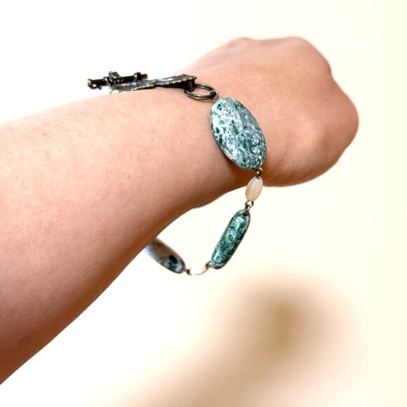 2/$20, Genuine Tree Agate Bracelet, Natural Green Gemstone & Bronze Grape Leaf - Picture 13 of 13